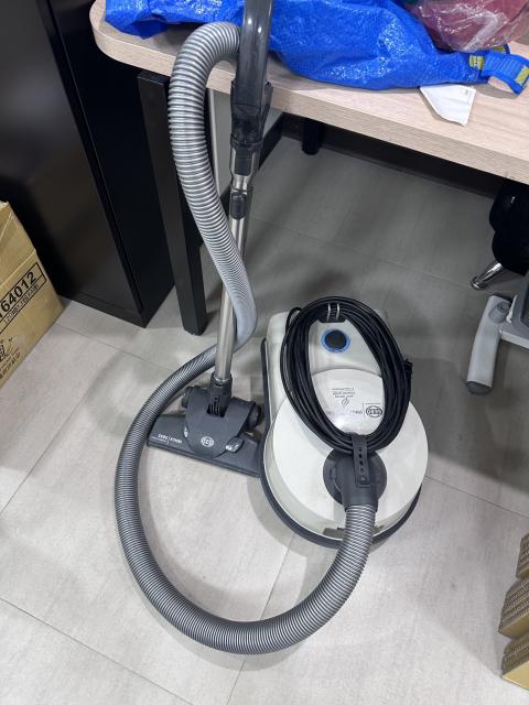 吸塵器
