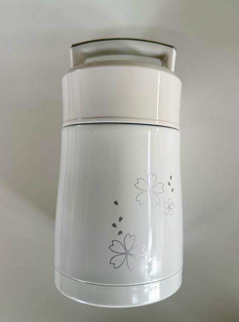 白色保溫罐