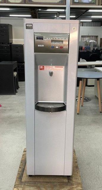 冷熱飲水機