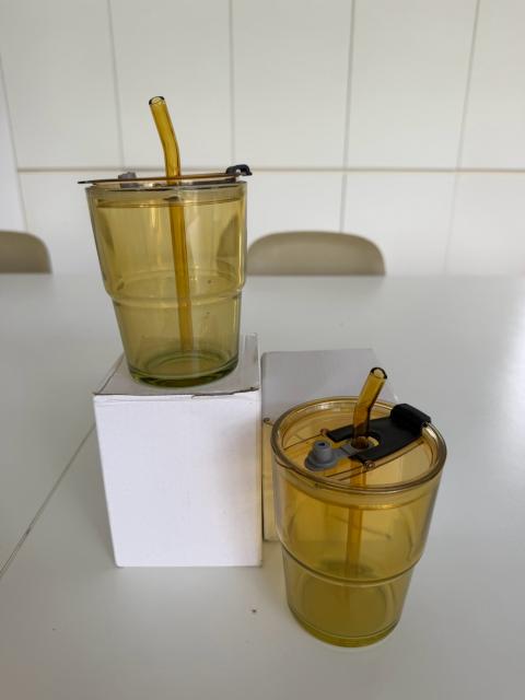 玻璃吸管杯
