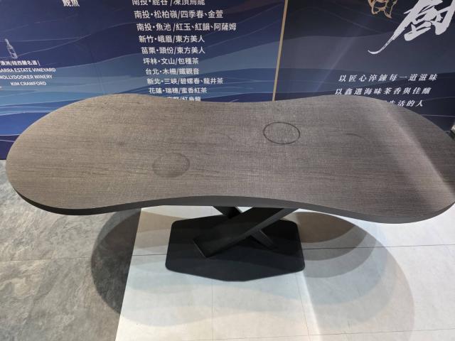 長桌