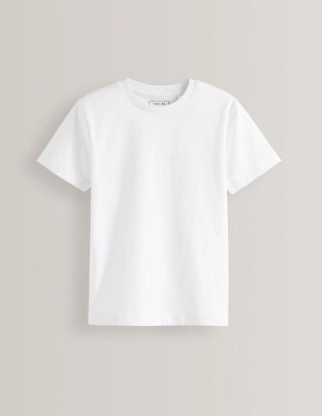 男性衣服