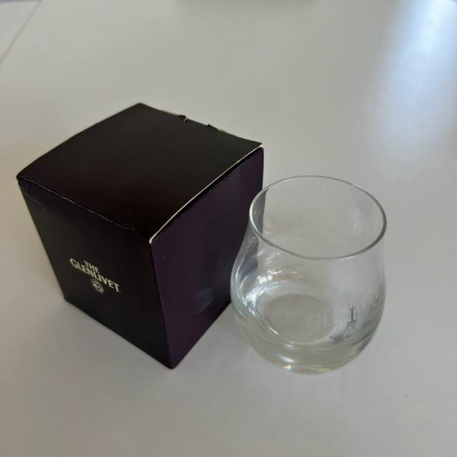 玻璃杯