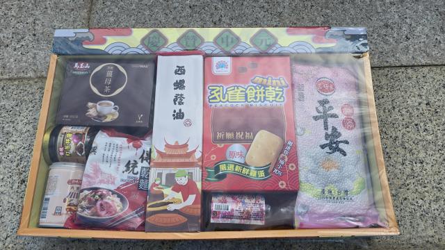 罐頭米麵