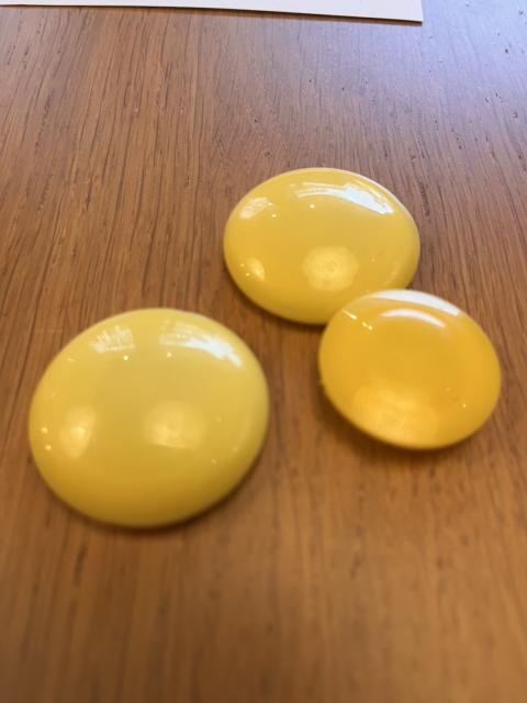 懷舊黃色磁鐵