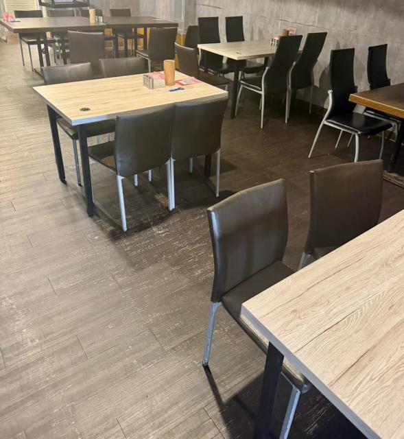 二手餐桌椅一批